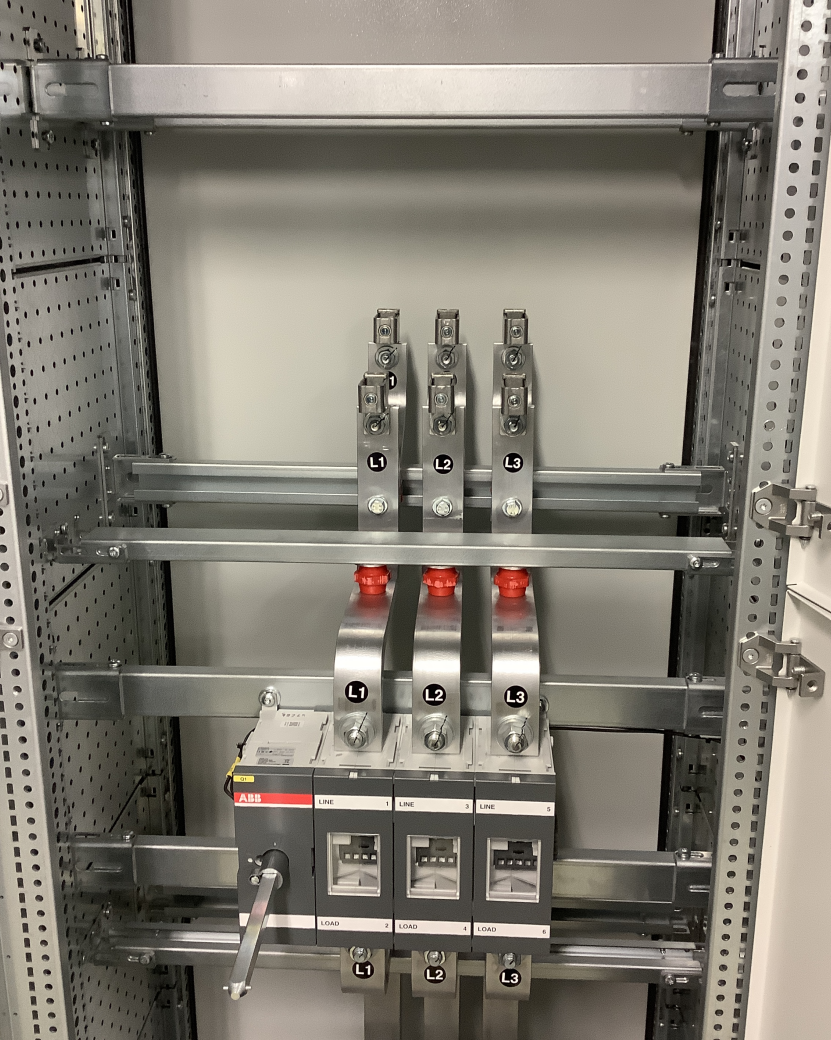 用于 OT630-800 4x150mm2 同相的母线连接